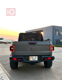جیپ گلادیەتەر